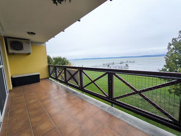 Eladó lakás Balatonőszöd