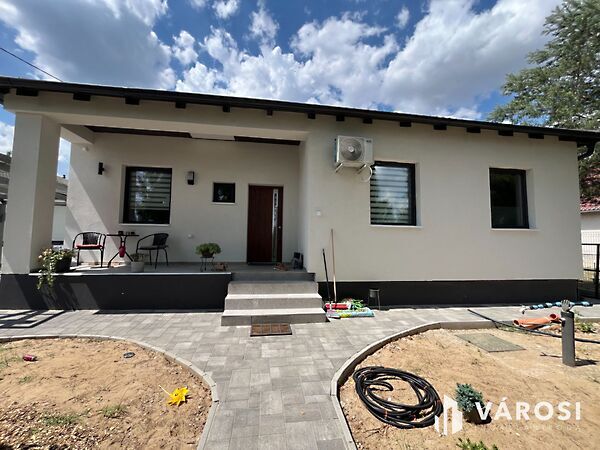 Eladó ház Galgahévíz