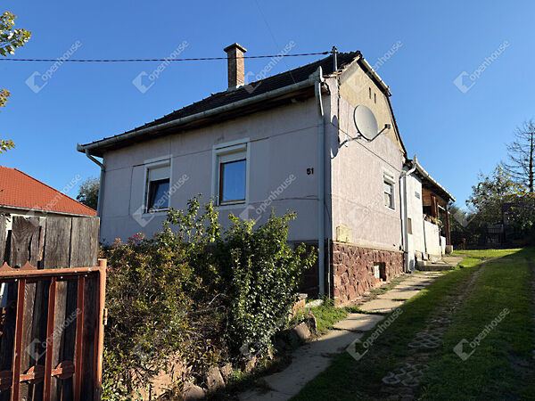 Eladó ház Baktüttös