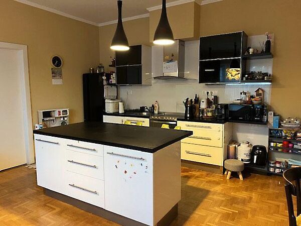 Eladó lakás Komárom