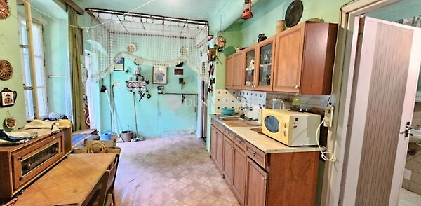 Eladó ház Véménd