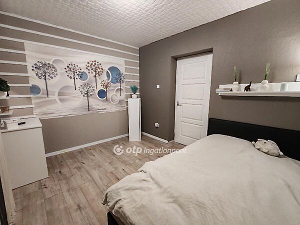 Eladó ház Tiszatenyő