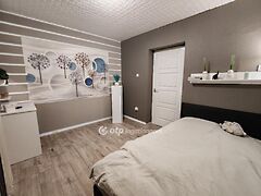 Eladó ház Tiszatenyő