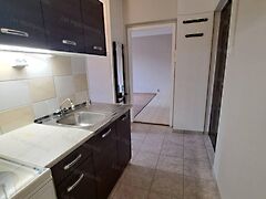 Kiadó lakás Oroszlány