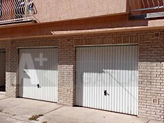 Eladó garázs Szeged, Felsőváros