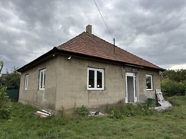 Eladó ház Tiszakeszi