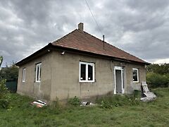 Eladó ház Tiszakeszi