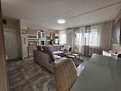 Eladó lakás Veszprém