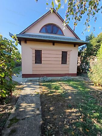 Eladó nyaraló Szolnok, Alcsisziget