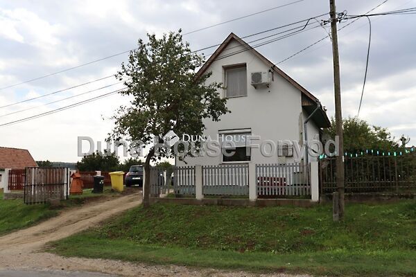Eladó ház Gyugy