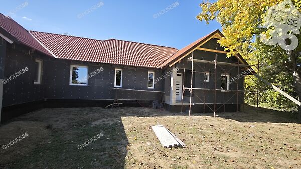 Eladó ház Csobánka