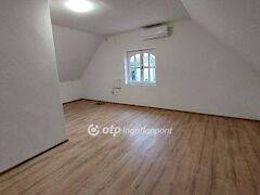 Eladó ház Kunhegyes