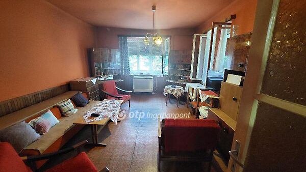 Eladó ház Kisújszállás