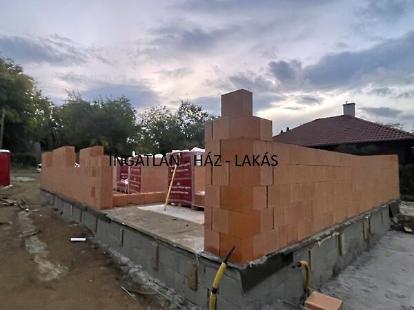 Eladó ház Veresegyház