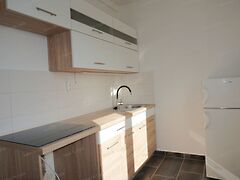 Eladó lakás Győr, Szabadhegy