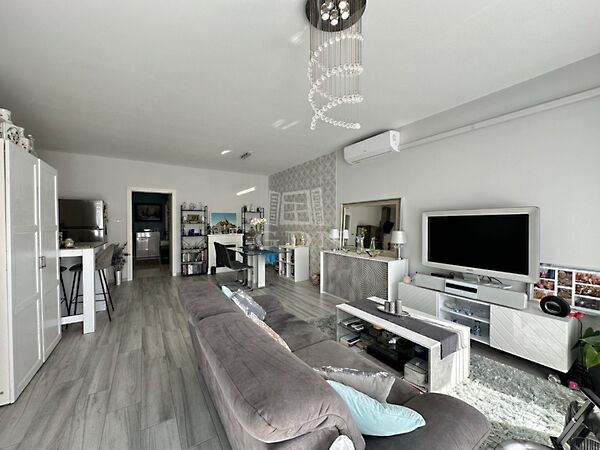 Eladó lakás Székesfehérvár