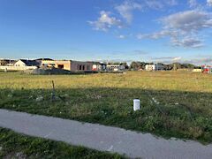 Eladó földterület Győr