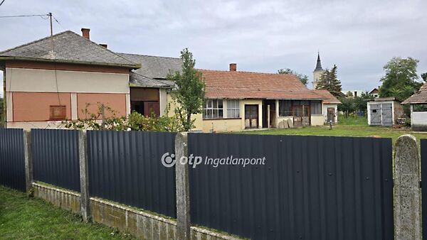 Eladó ház Püspökladány