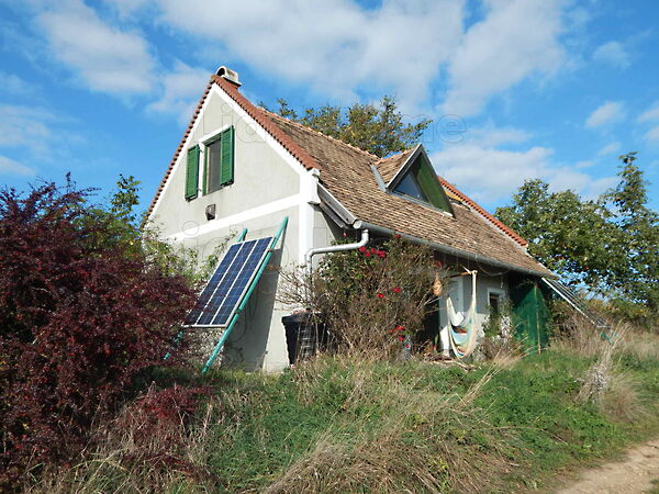 Eladó nyaraló Pécsely