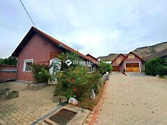 Eladó ház Nagyharsány