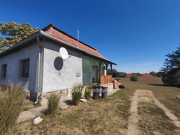 Eladó ház Pusztamonostor