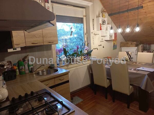 Eladó ház Balatonfenyves