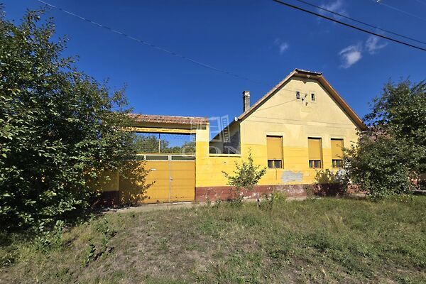 Eladó ház Tataháza