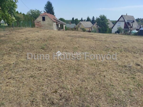 Eladó földterület Zalakaros