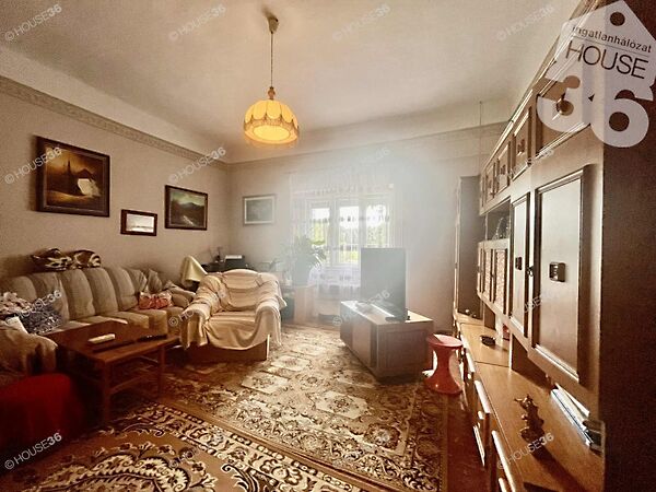 Eladó ház Tiszaalpár