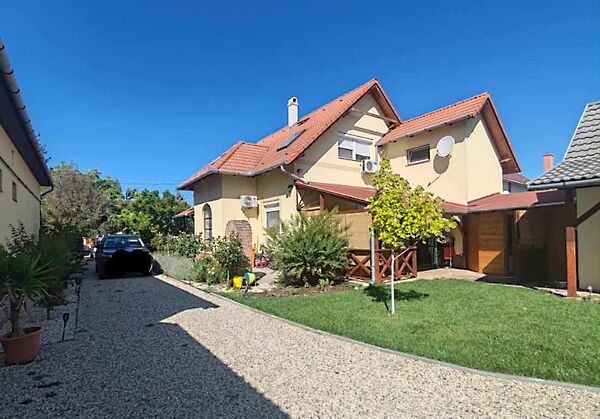 Eladó ház Mezőtúr