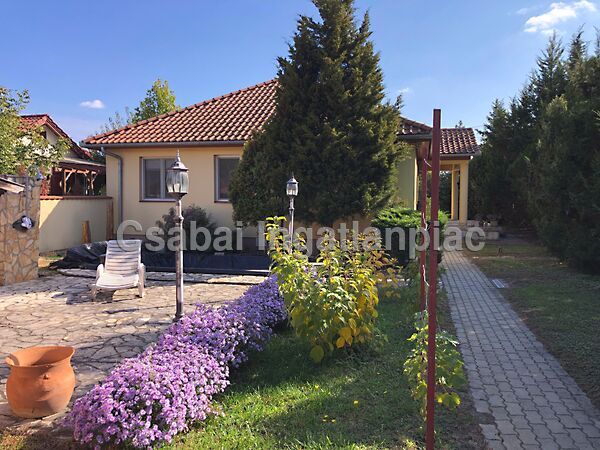 Eladó ház Békéscsaba, Keleti kertek