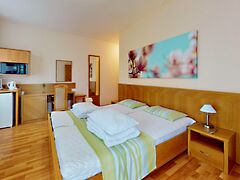 Eladó lakás Hajdúszoboszló, Fürdő- és üdülőváros