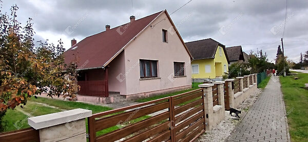 Eladó ház Zalacsány