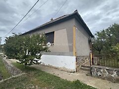 Eladó ház Erdősmecske