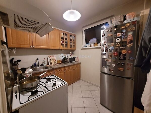 Eladó lakás Budapest, XV. kerület