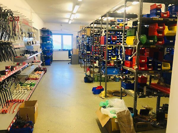 Eladó üzleti Nagykáta