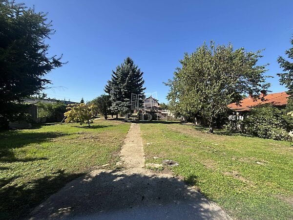 Eladó földterület Táplánszentkereszt