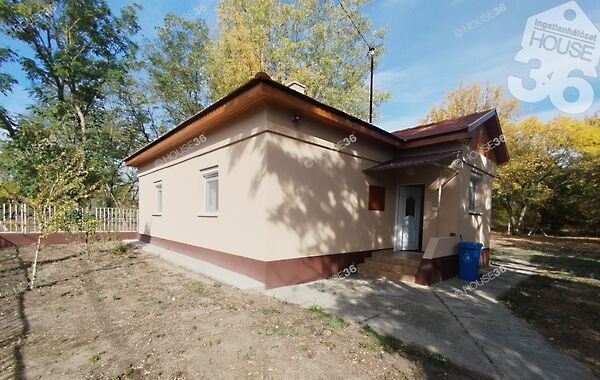 Eladó ház Kunbaracs