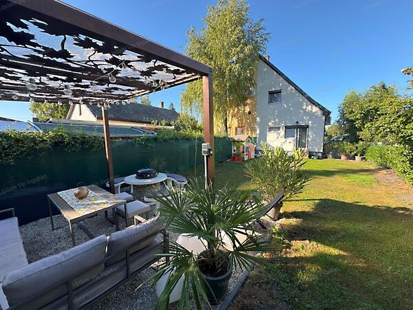 Eladó nyaraló Balatonboglár