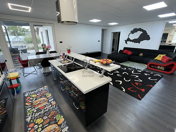 Eladó ház Hajdúböszörmény, Belváros