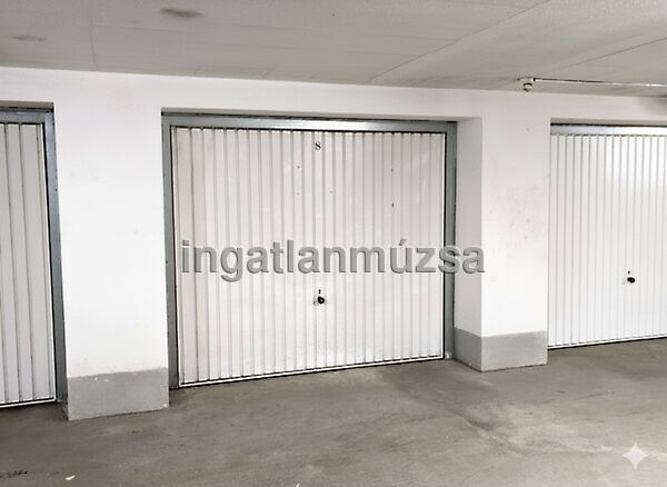 Eladó garázs Kecskemét, Rákócziváros
