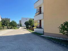 Kiadó garázs Győr, Révfalu