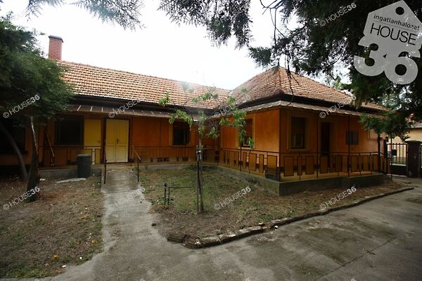 Eladó ház Csengőd