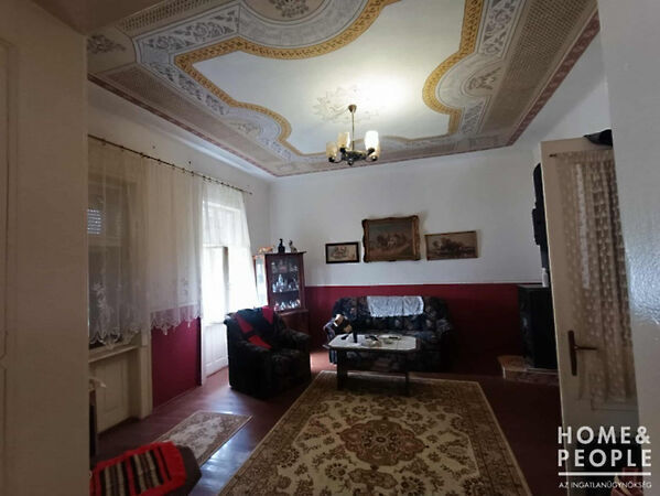 Eladó ház Apátfalva