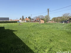 Eladó földterület Deszk