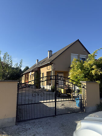 Eladó ház Győrújfalu