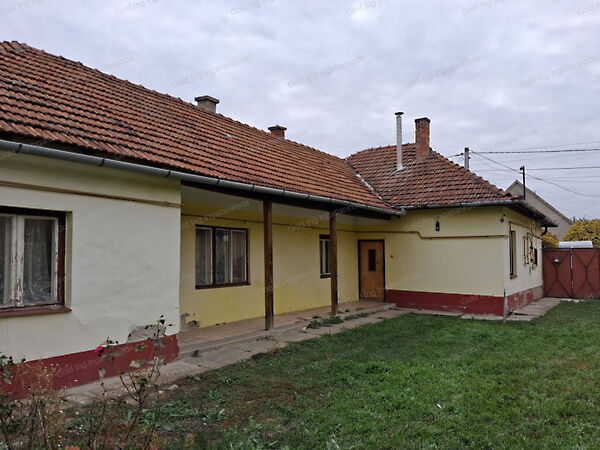 Eladó ház Békéscsaba