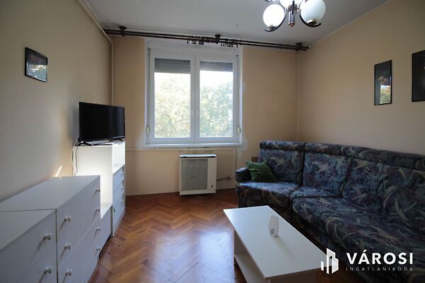 Eladó lakás Békéscsaba