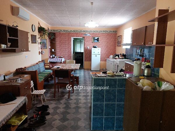 Eladó ház Jászberény