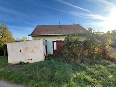 Eladó földterület Bóly